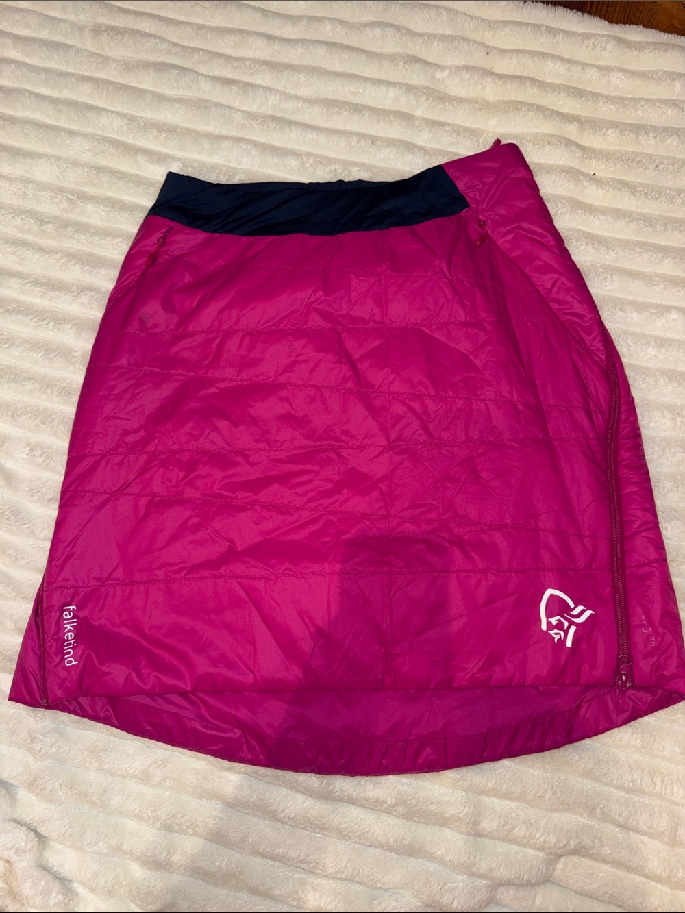 Norrøna Falketind Thermo80 Skirt Festival Fuschia NWOT